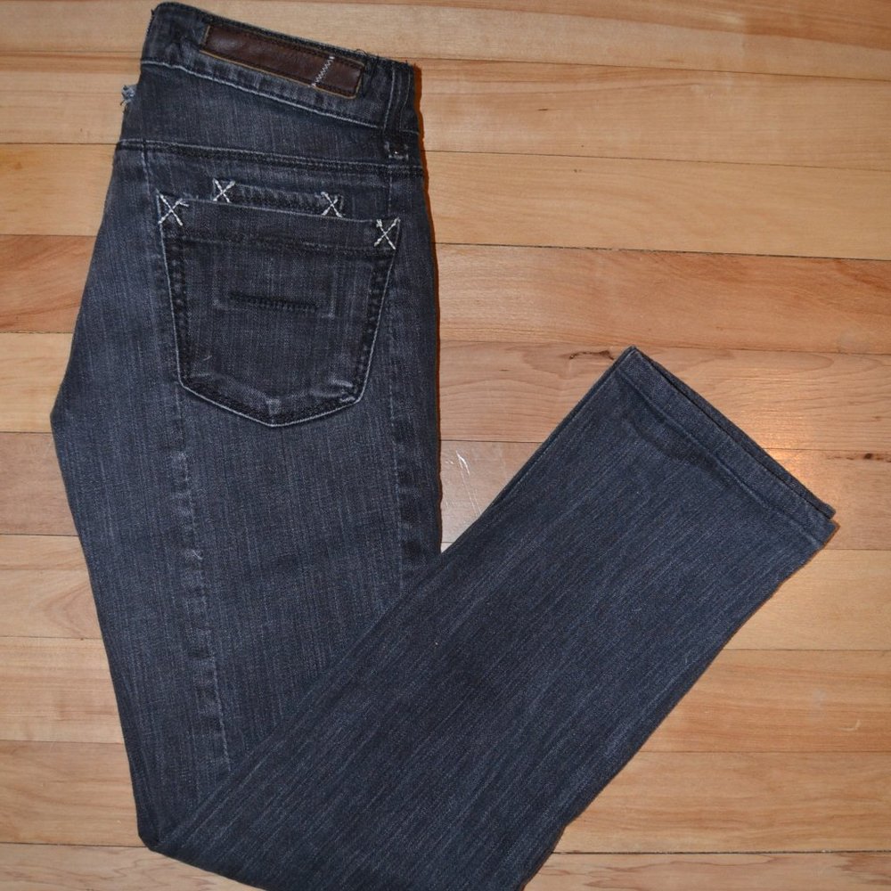 Yanuk Jeans